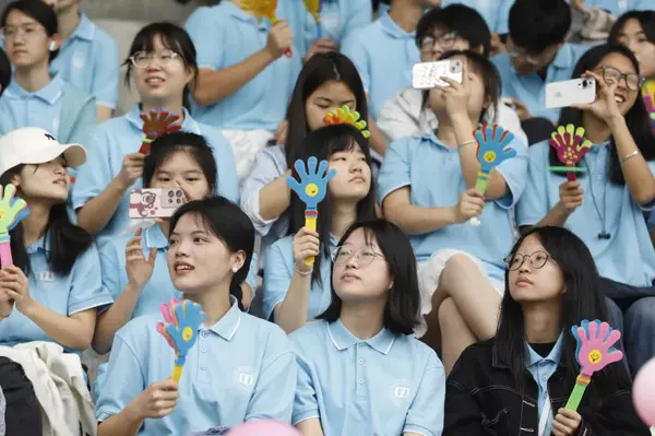 Chongqing Normal University accueille les 57e Jeux d'athlétisme du printemps