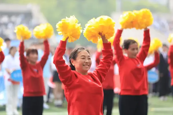 Chongqing Normal University accueille les 57e Jeux d'athlétisme du printemps